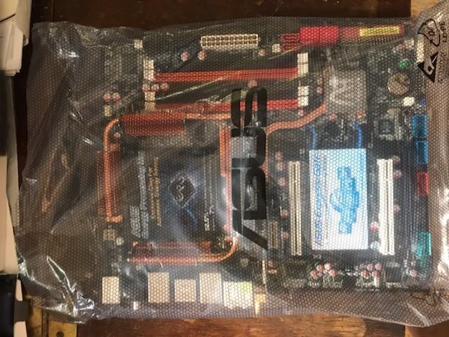 ASUS P5E3 Deluxe Motherboard