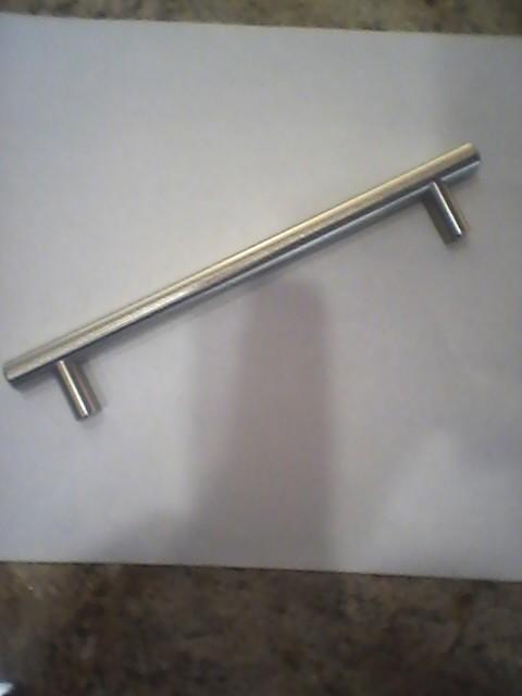 Cabinet pulls