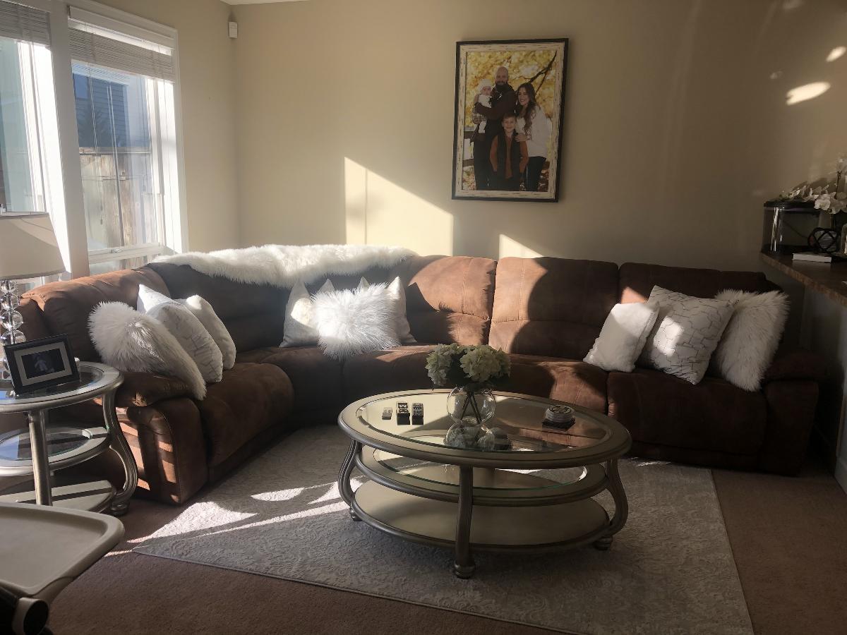 Recliner sectional couch