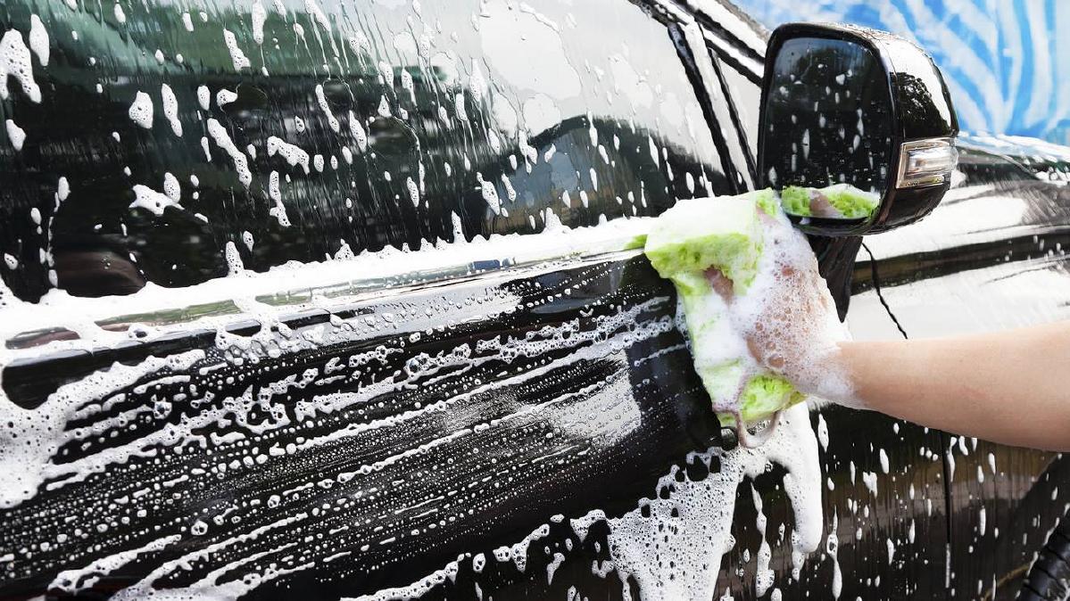Why Is Auto Detailing Important in Calgary?