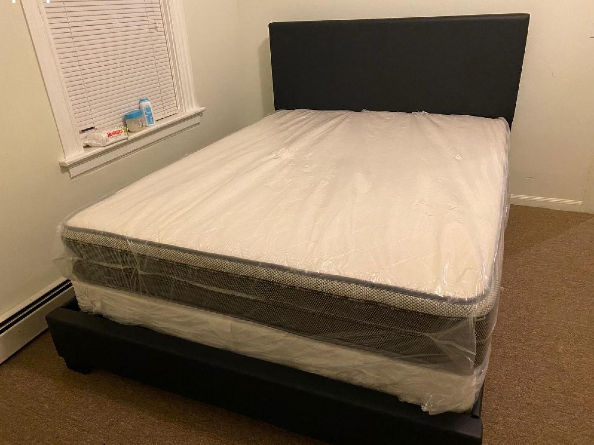 NEW MATTRESS FULL SIZE WITH BOX SPRING INCLUDED > TAKE IT