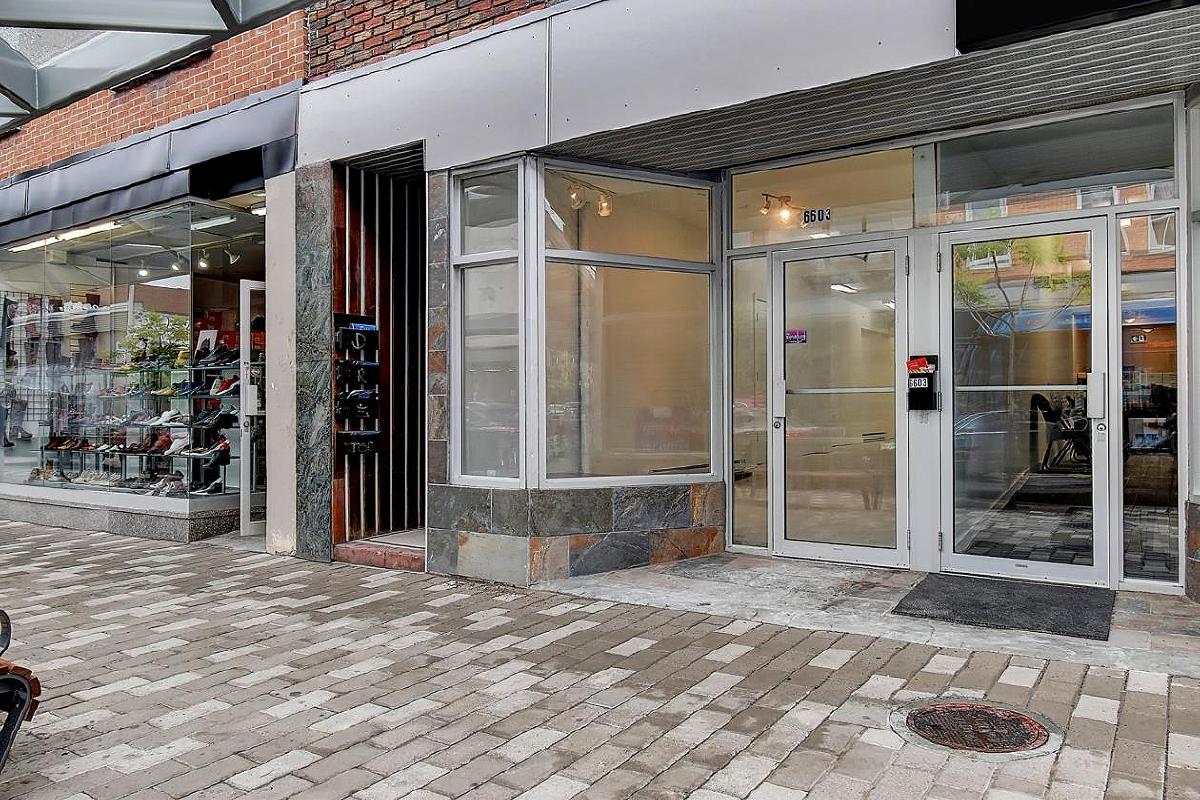 Commercial condo for sale Plaza St-Hubert A not to be missed