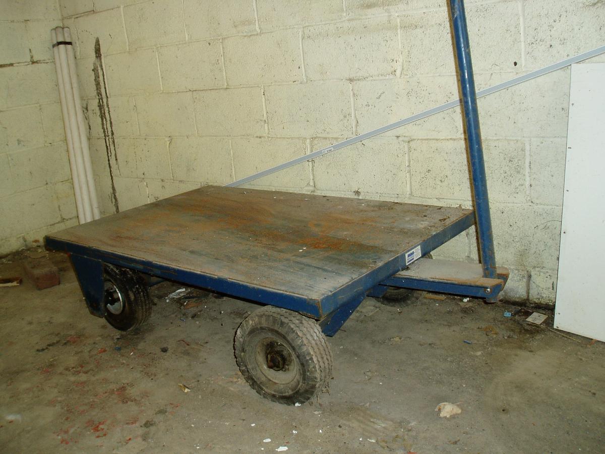 Heavy Duty Metal Pull Cart