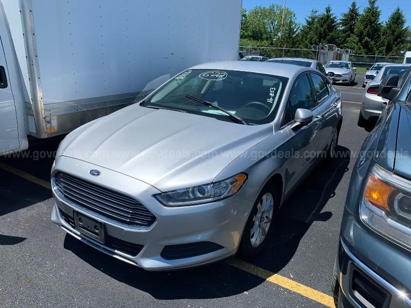  Ford Fusion S