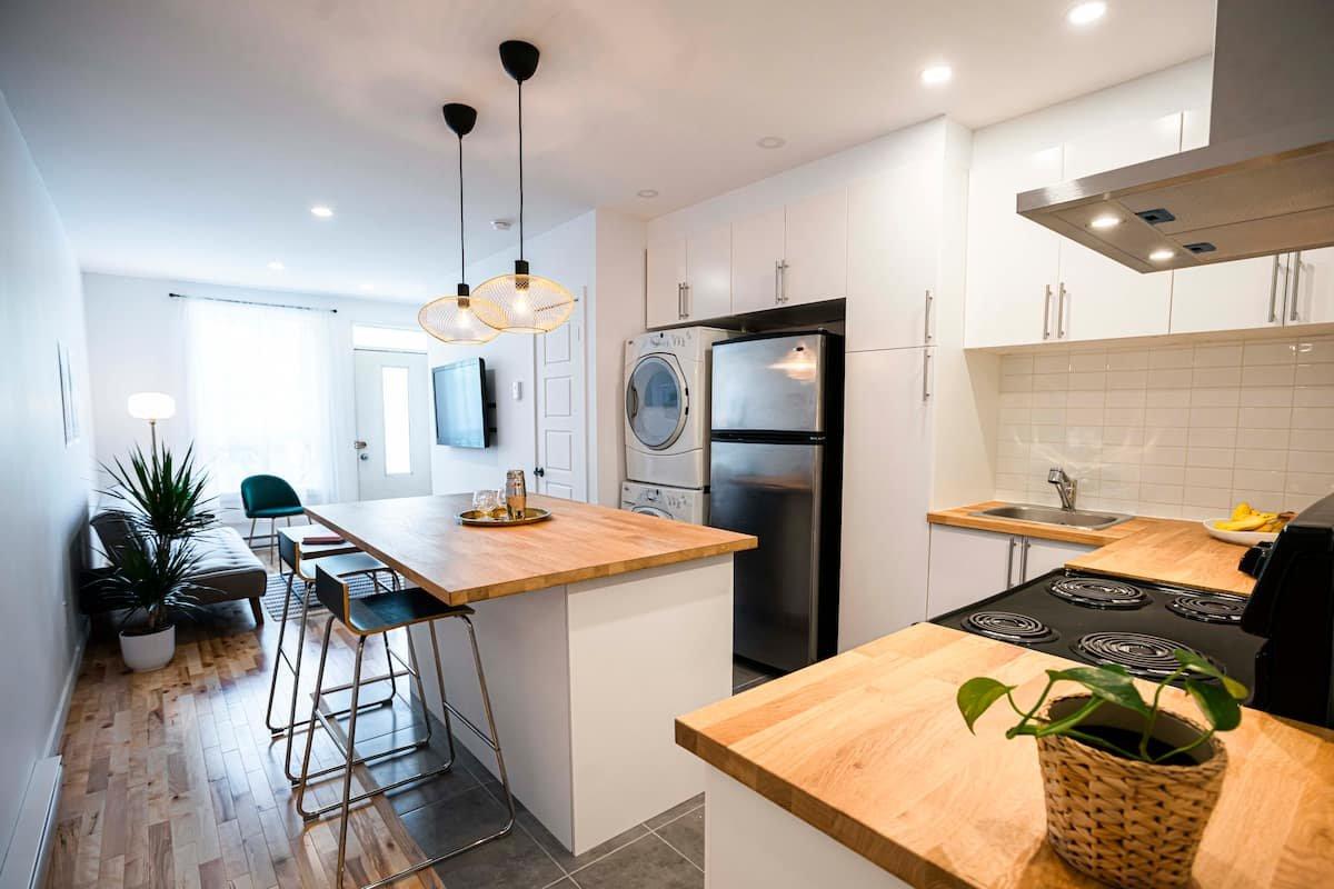 Furnished 3 1/2 for rent all included Plateau-Mont-Royal
