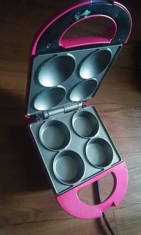 cupcake maker-PINK color