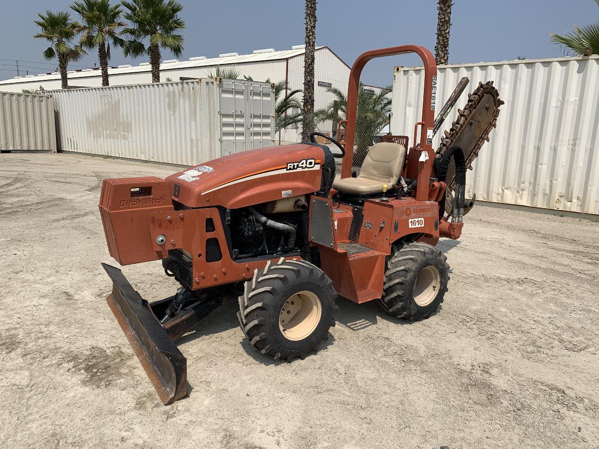  DITCH WITCH RT40 TRENCHER #