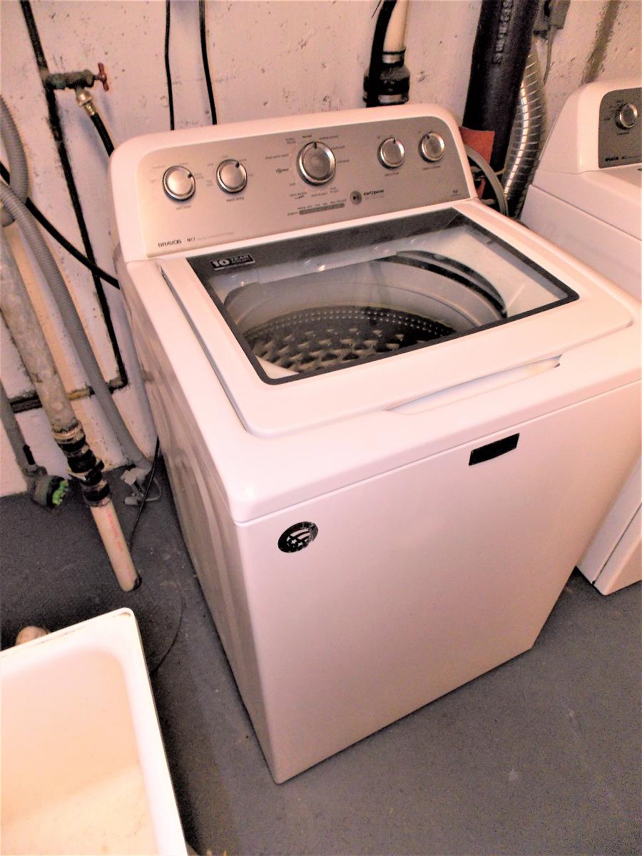 Maytag Washer And Electric Dryer Set
