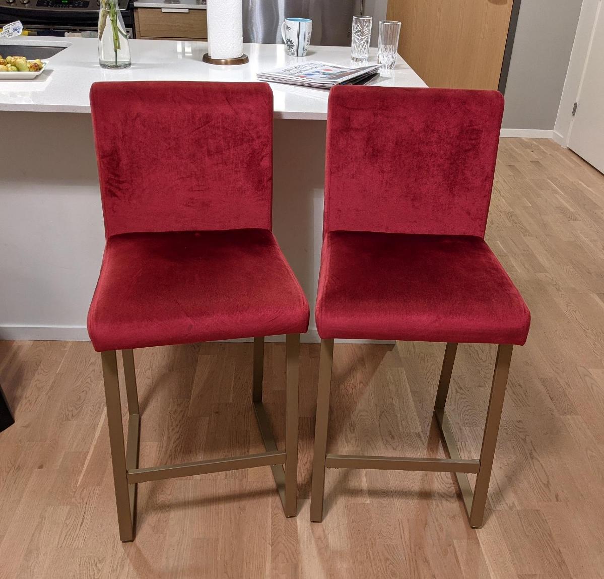 2 red tall chairs for kitchen / bar stools
