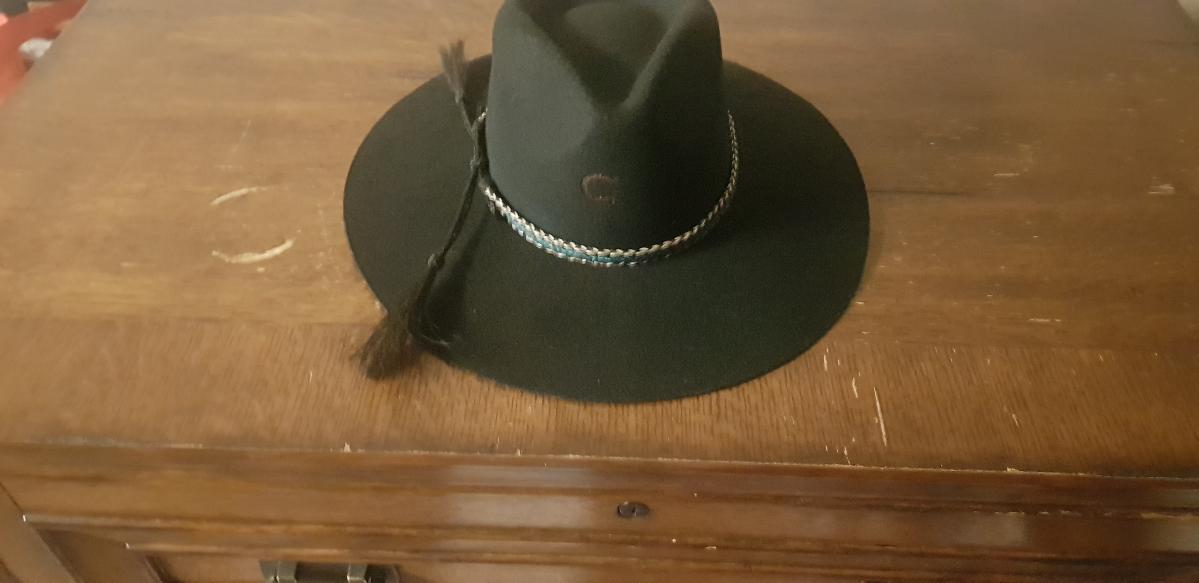 Western ladies hat, new, size small
