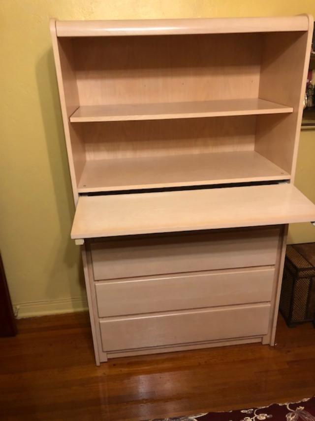 BABY DRESSER BY "BELLINI" WITH CHANGING TABLE