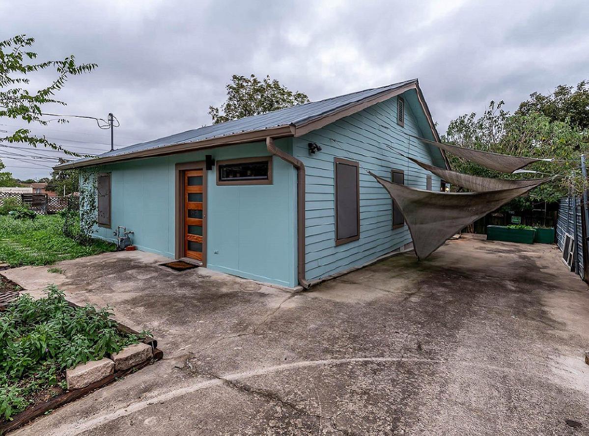 This home is tucked in the amazing and booming East Austin