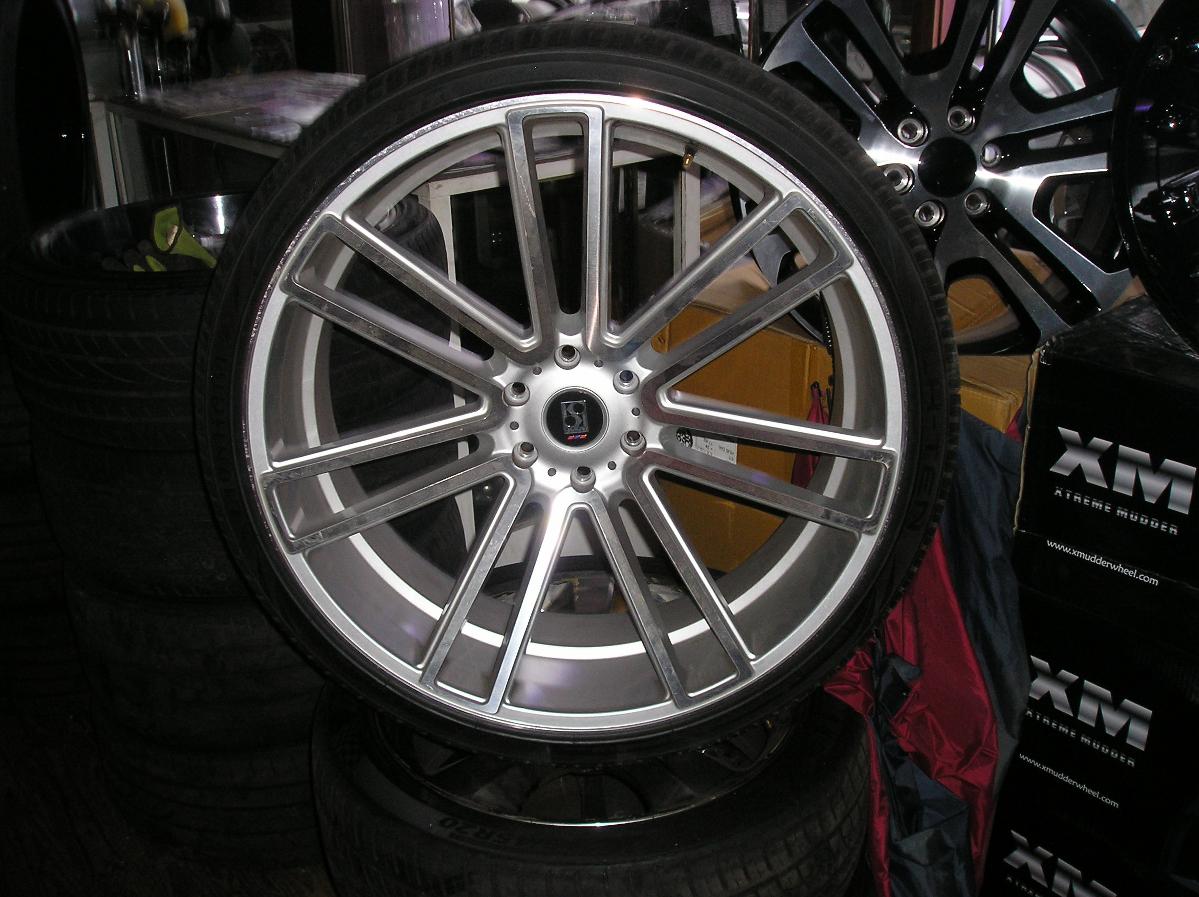 4 26 inch koko wheels and tires