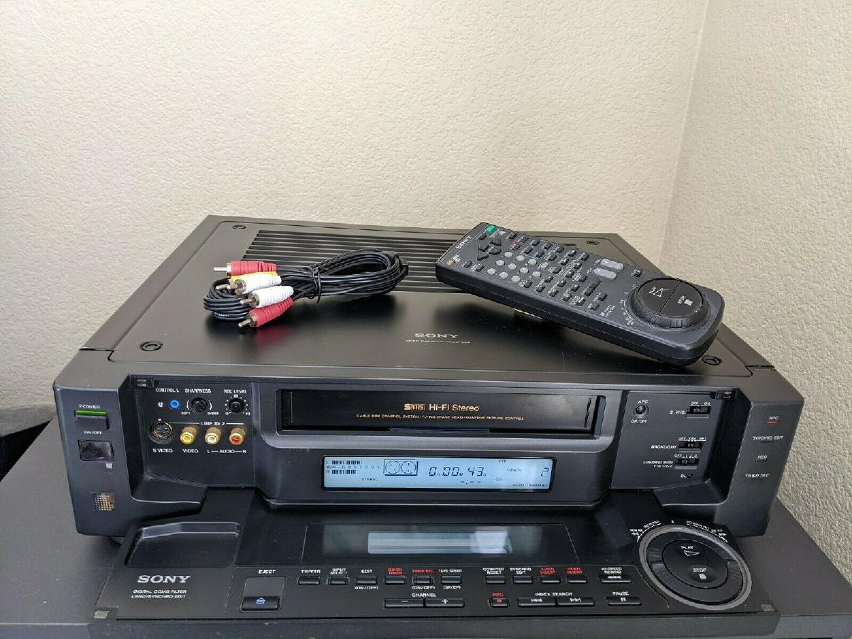 SONY Super VHS VCR wanted.