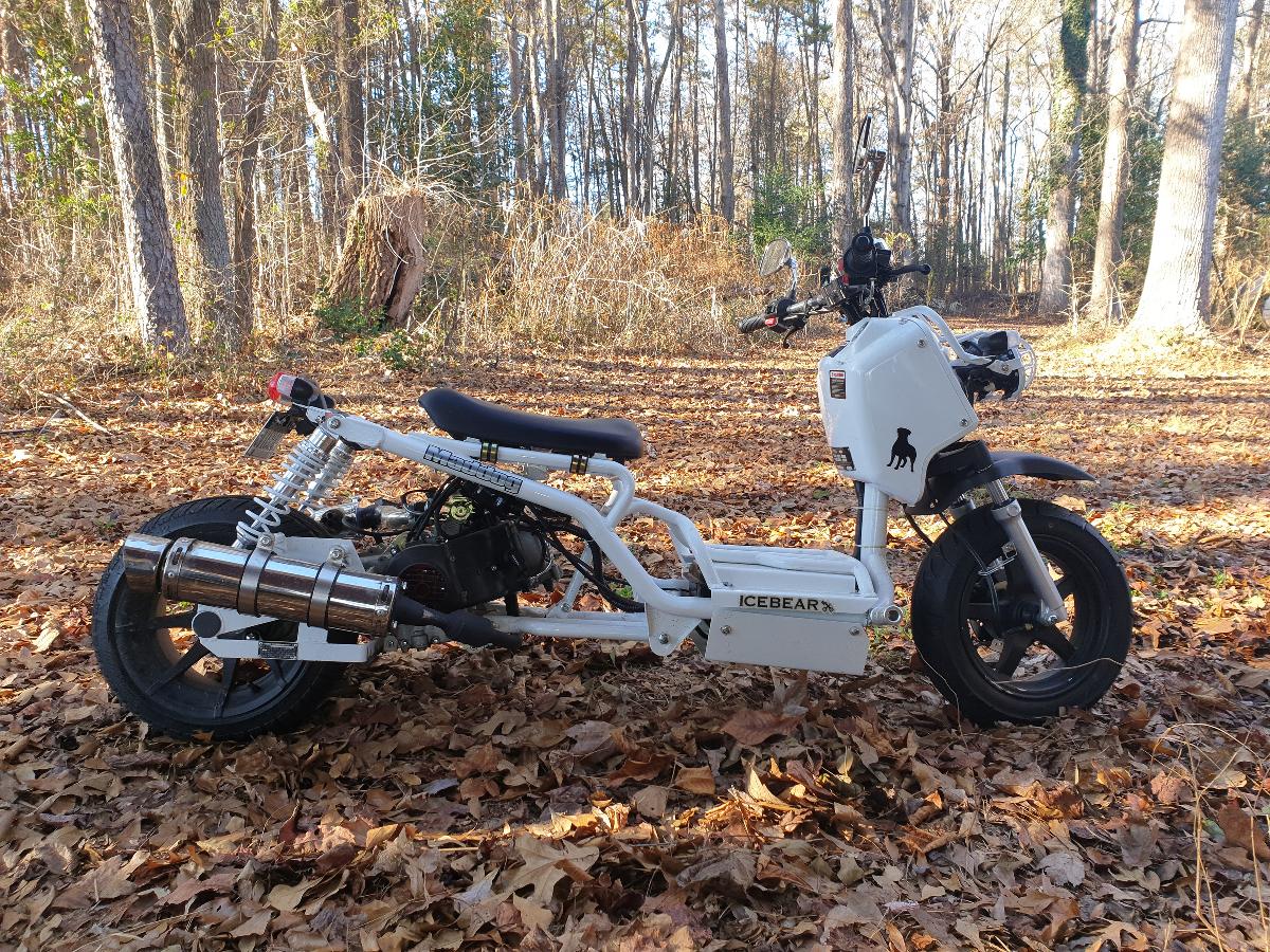 For sale Icebear Mad Dog 50cc scooter moped pmz