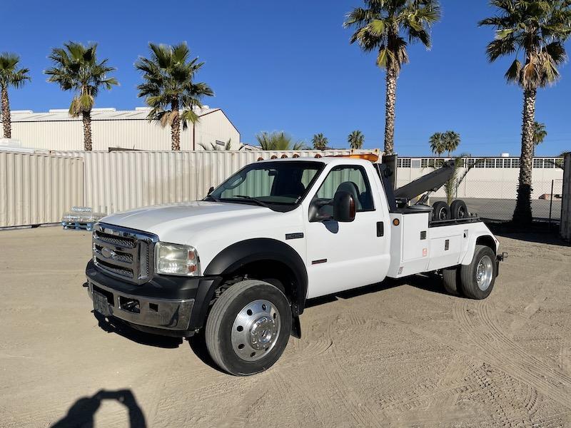 ** FORD F450 TOW TRUCK #