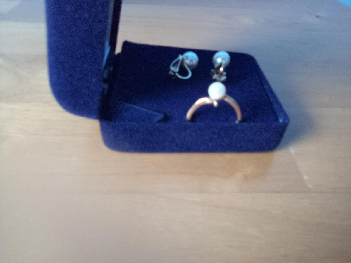 Ring and ClipOn Earrings