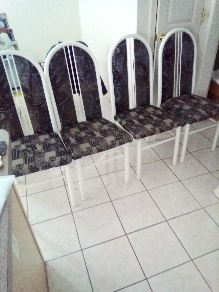 Dinette Chairs Set of 4 Only $49 Cash, Calls & Pick Up Local