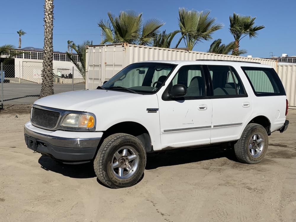 ** FORD EXPEDITION SUV #
