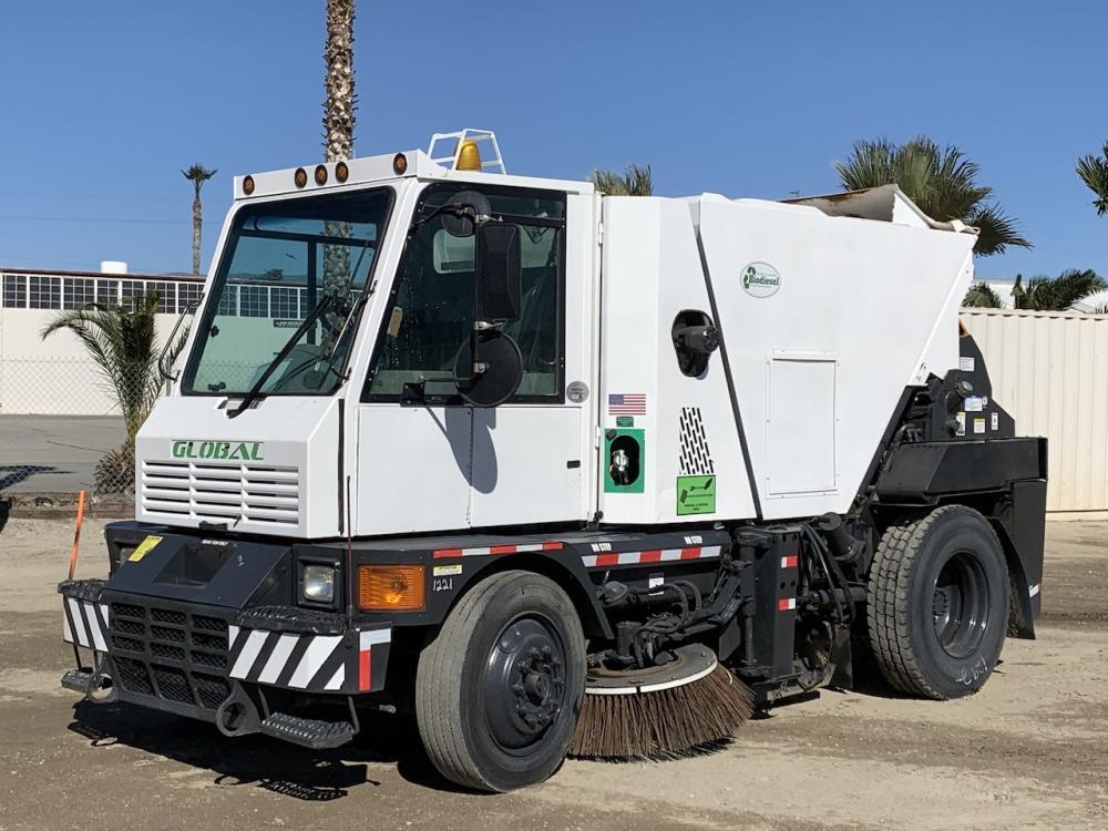  GLOBAL ENVIRONMENTAL PRODUCTS SWEEPER TRUCK #